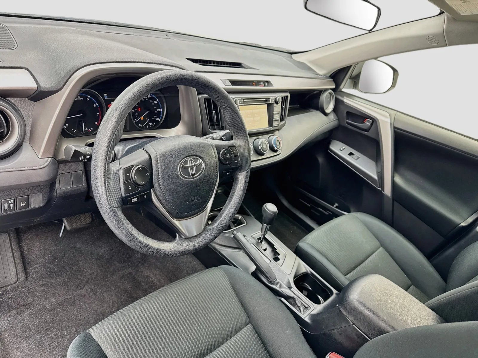Toyota RAV4 photo 7