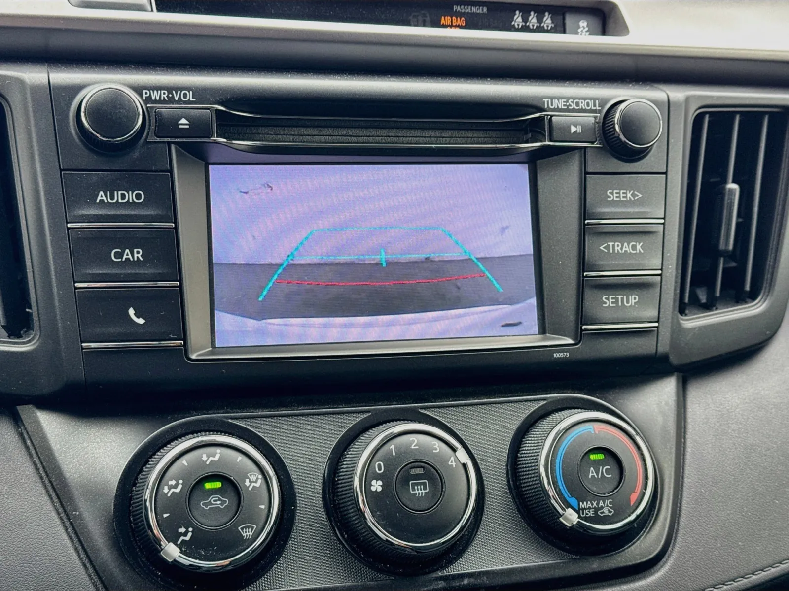 Toyota RAV4 photo 10