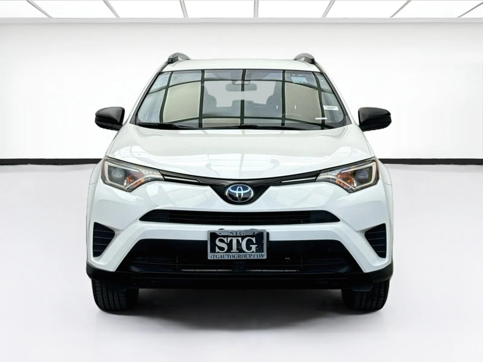 Toyota RAV4 photo 2