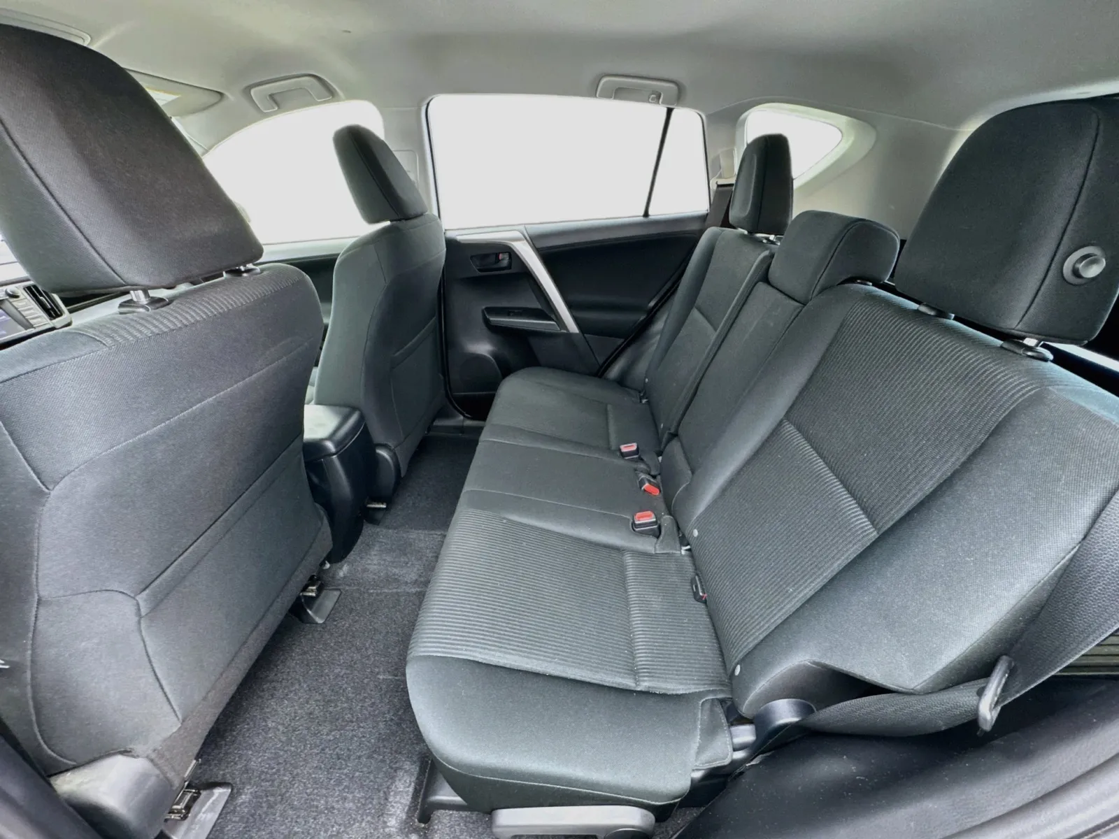 Toyota RAV4 photo 15