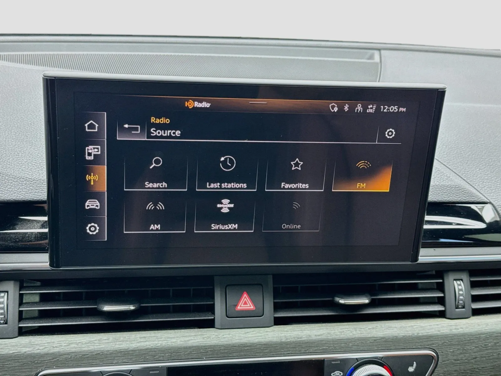 Audi A4 allroad photo 11