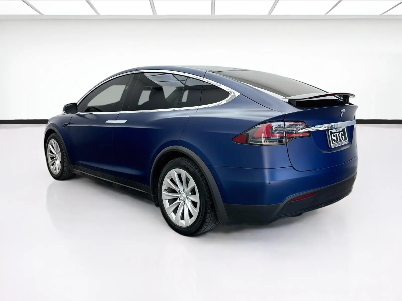 Tesla Model X photo 6