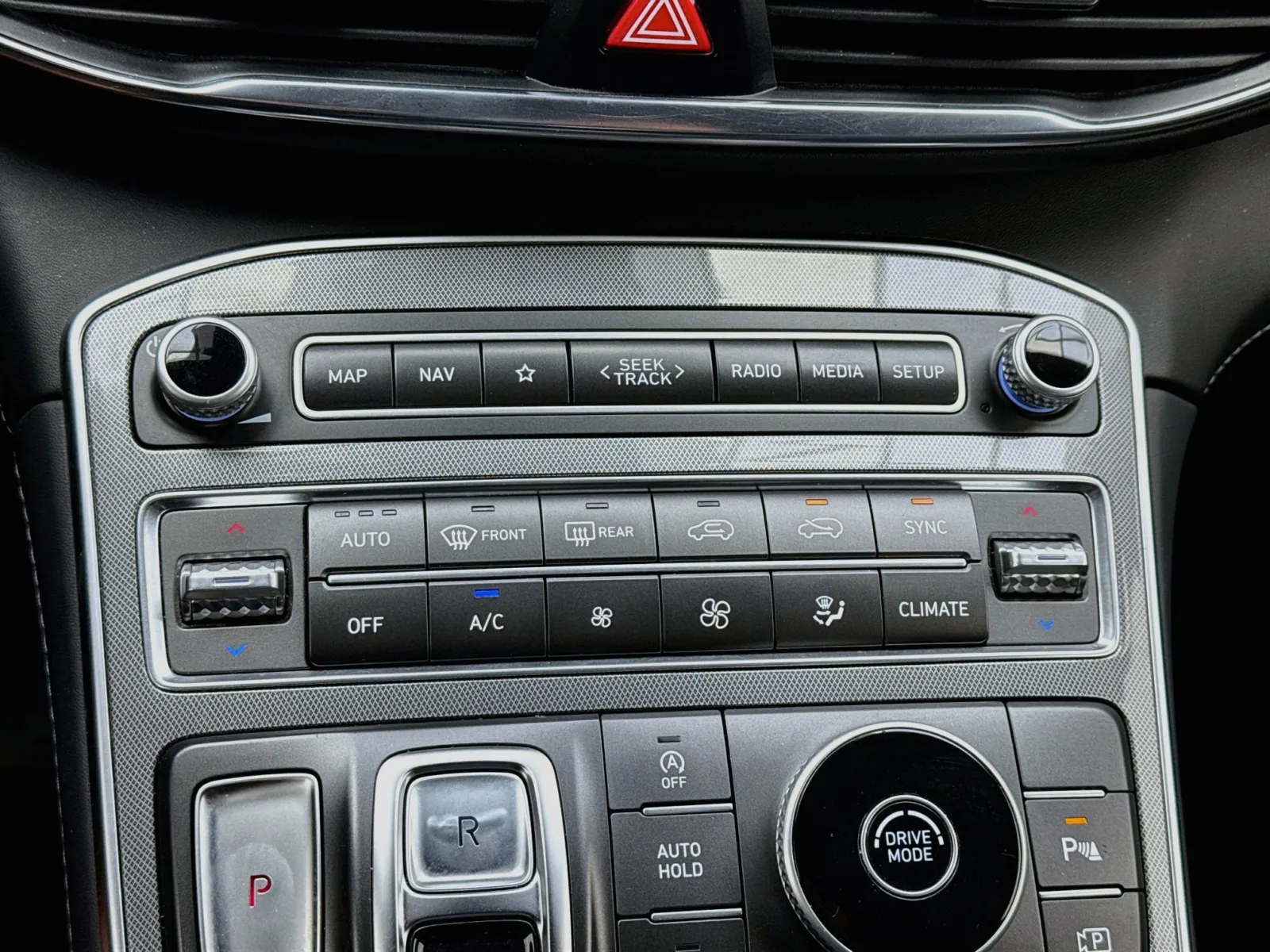 Hyundai Santa Fe photo 12