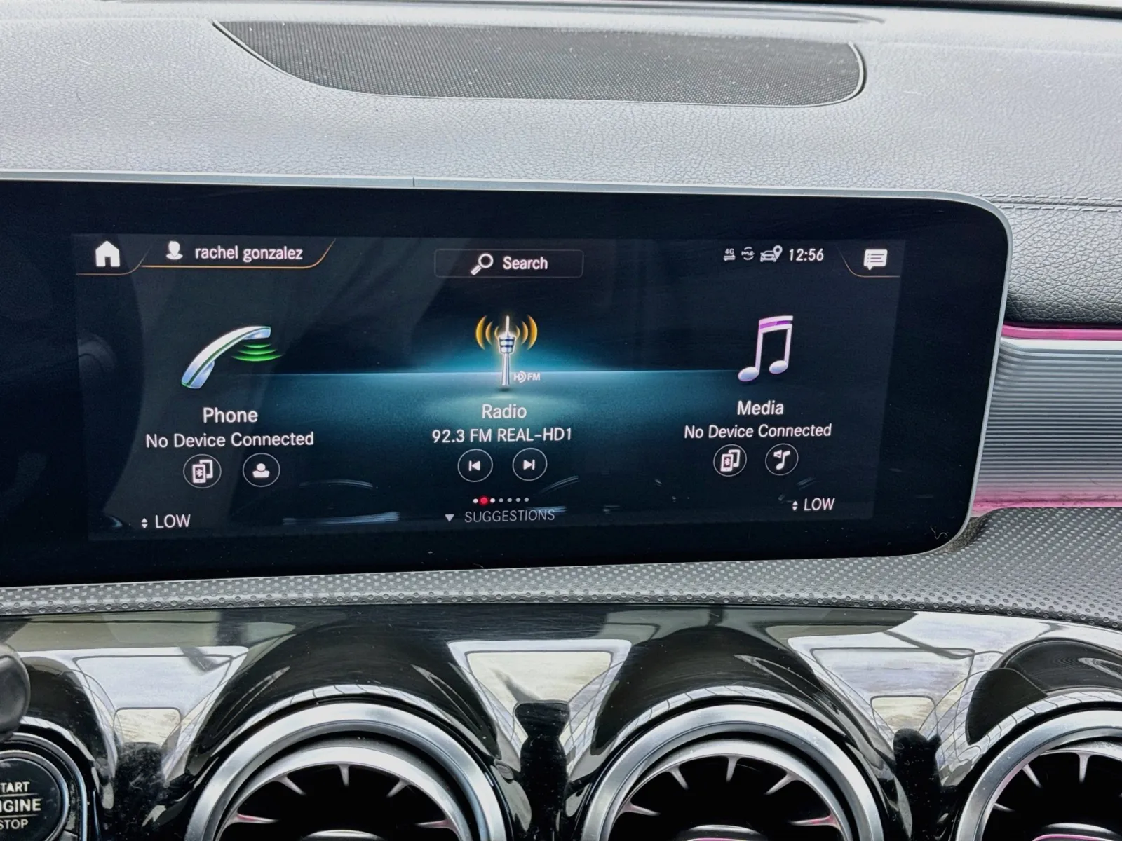 Mercedes-Benz CLA photo 9