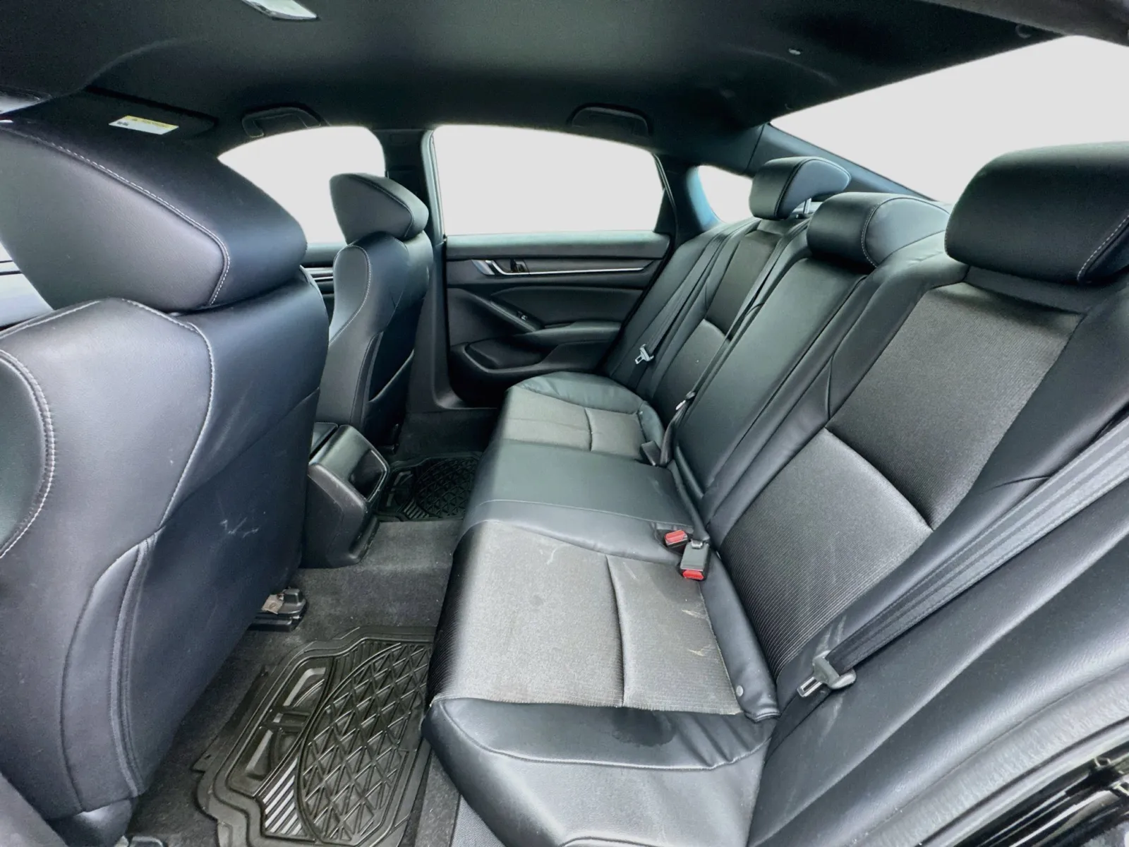 Honda Accord photo 15
