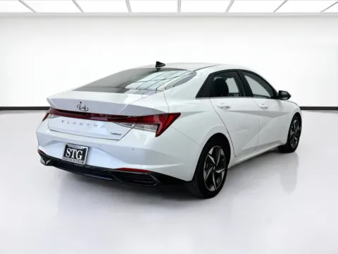 More photos of 2021 Hyundai Elantra Limited at STG Bellflower, CA