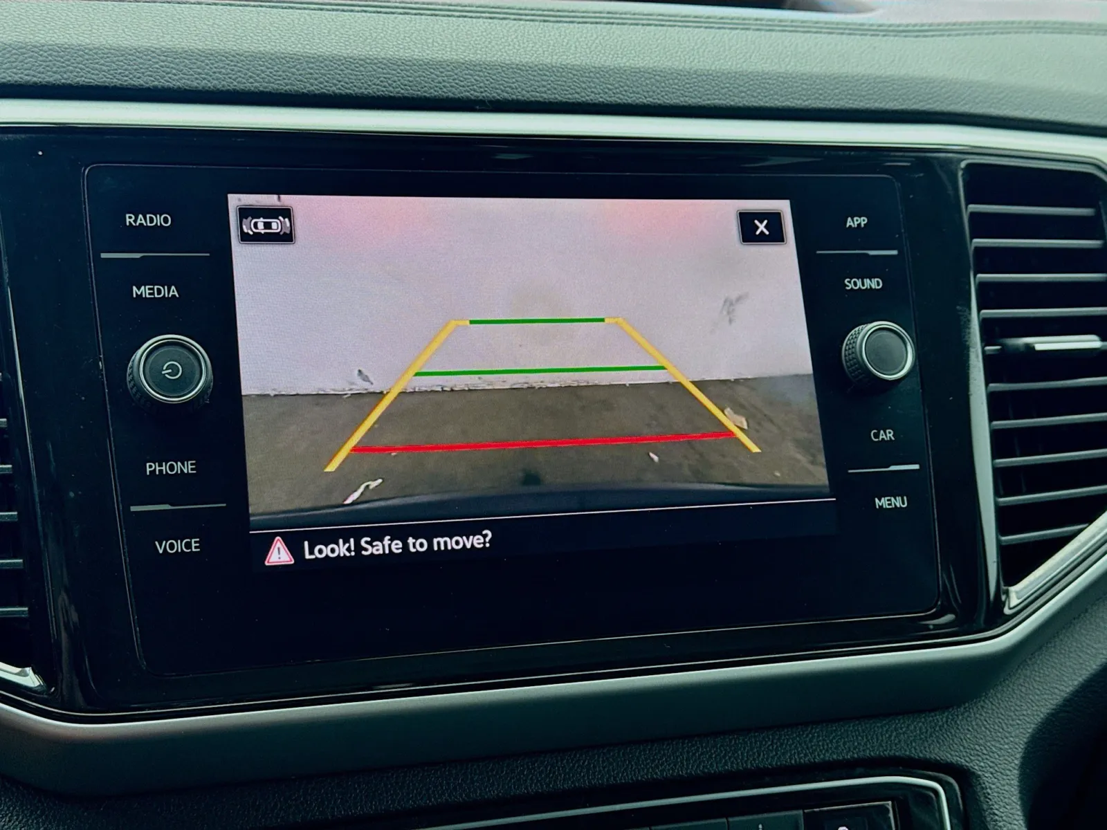 Volkswagen Atlas photo 10