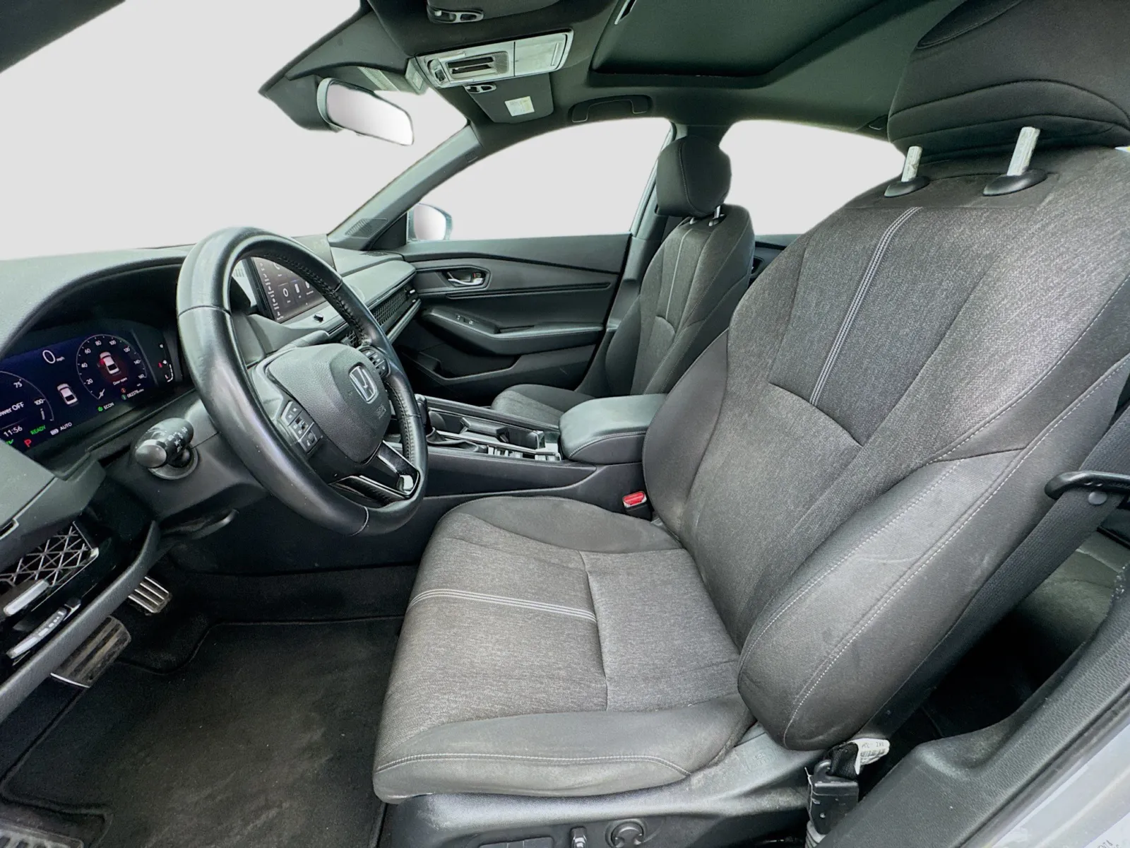 Honda Accord photo 13
