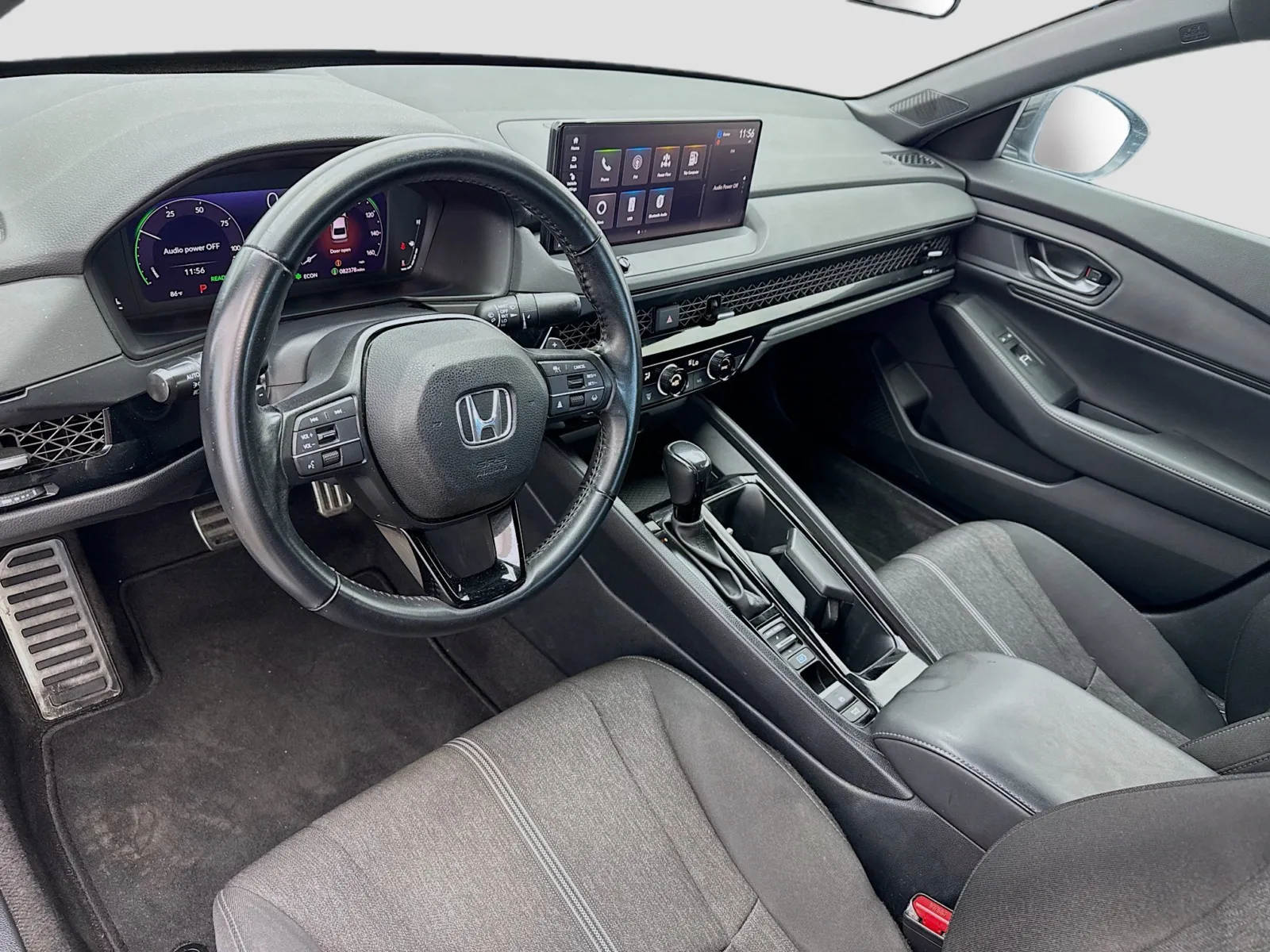 Honda Accord photo 7