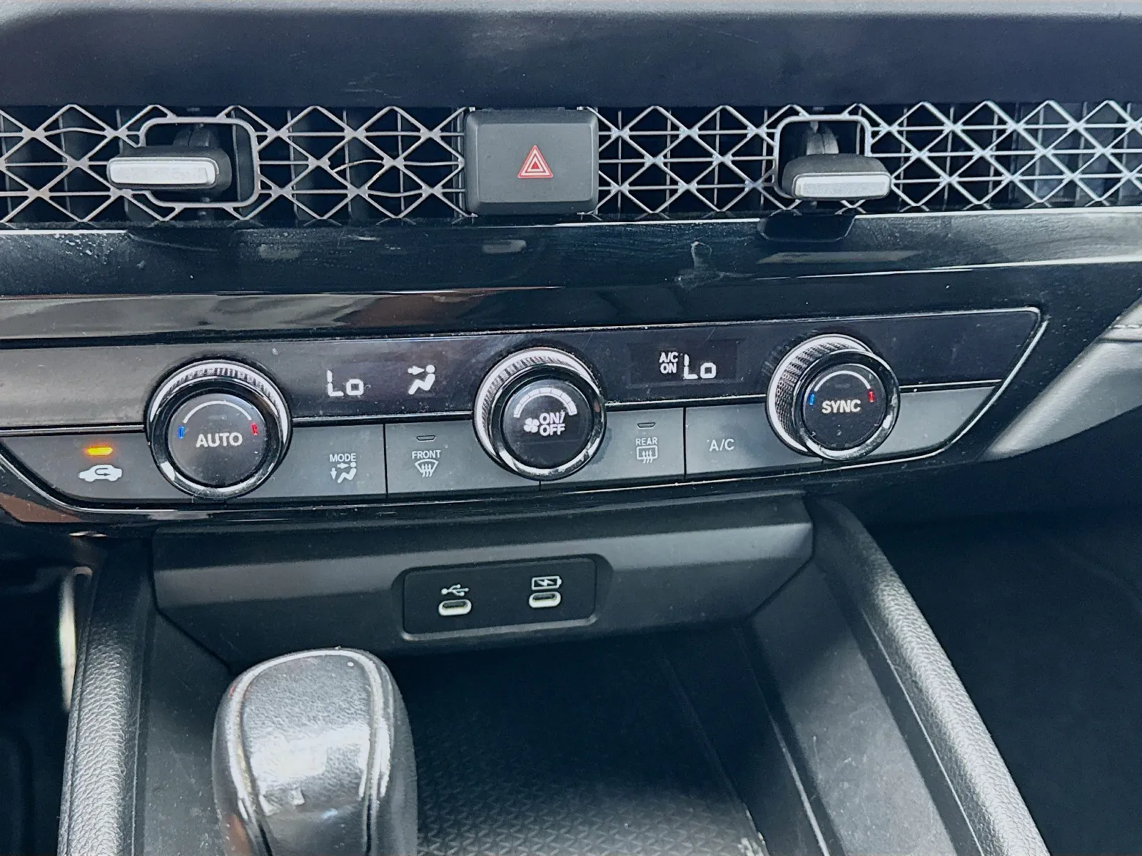 Honda Accord photo 12