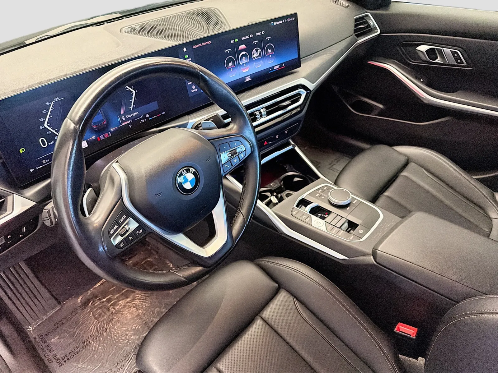 BMW 3 Series photo 7