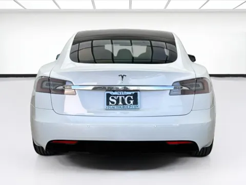 More photos of 2021 Tesla Model S Long Range at STG Bellflower, CA