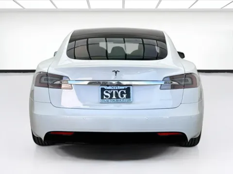 More photos of 2021 Tesla Model S Long Range at STG Bellflower, CA