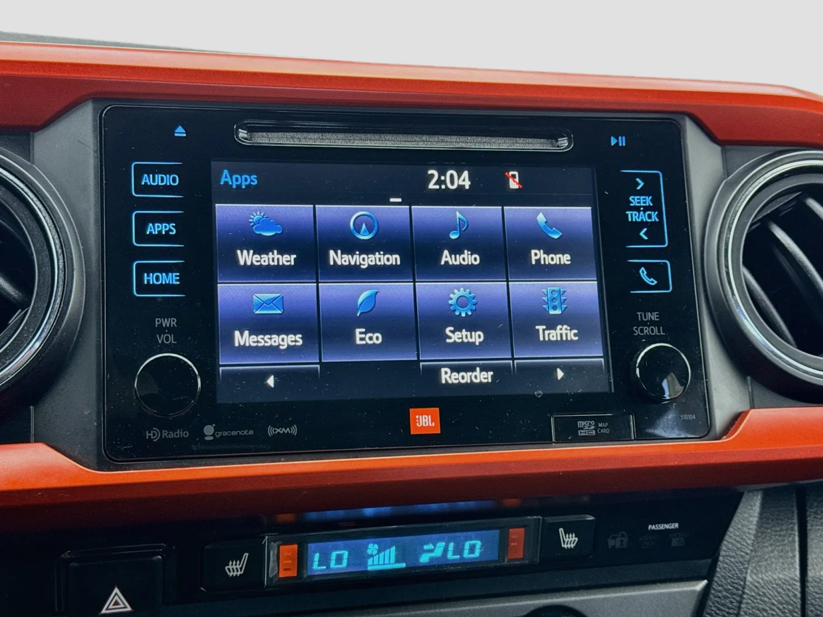Toyota Tacoma photo 11