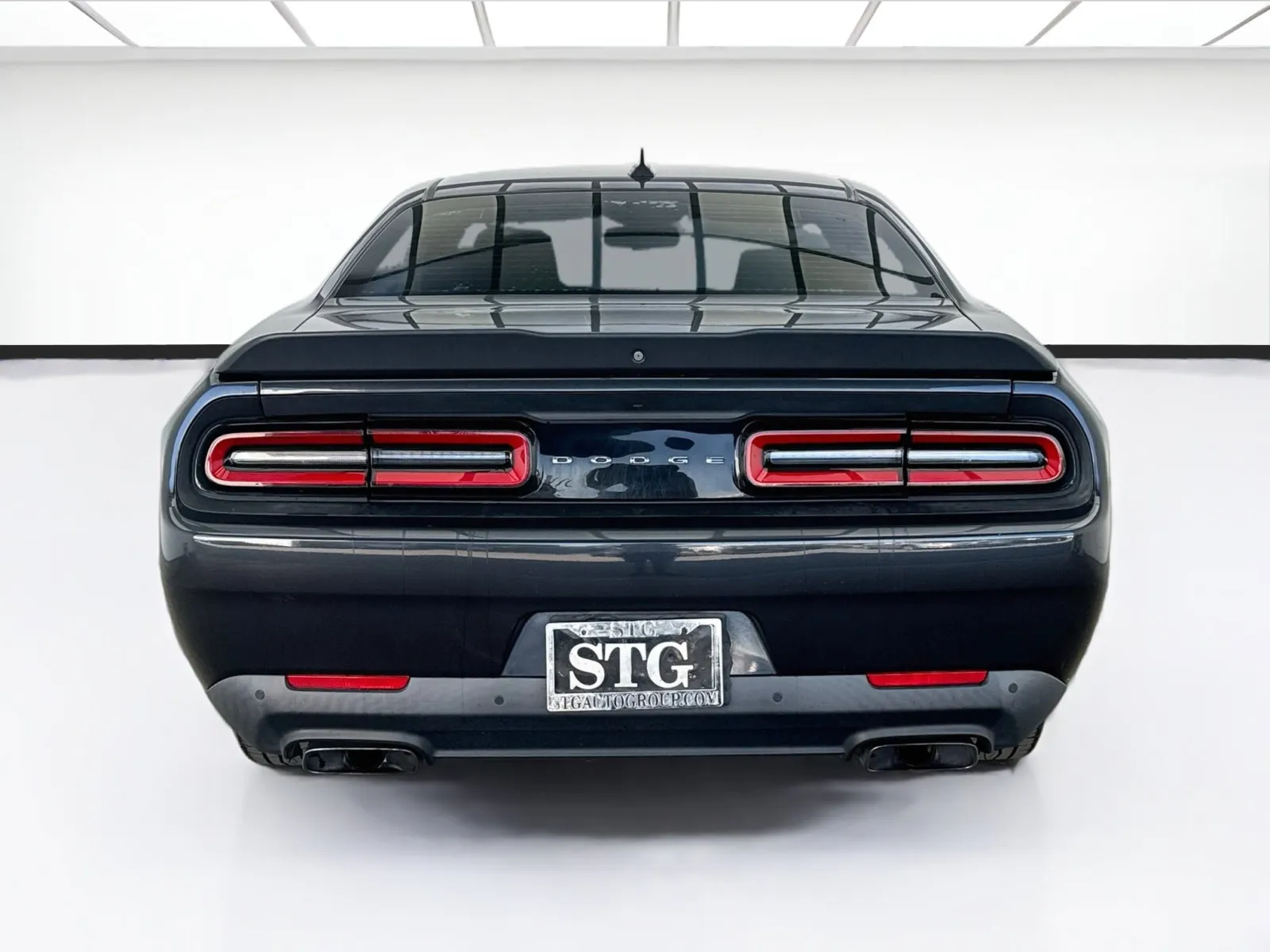 Dodge Challenger photo 5
