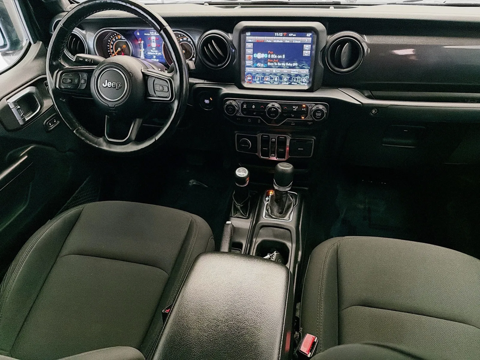 Jeep Gladiator photo 12