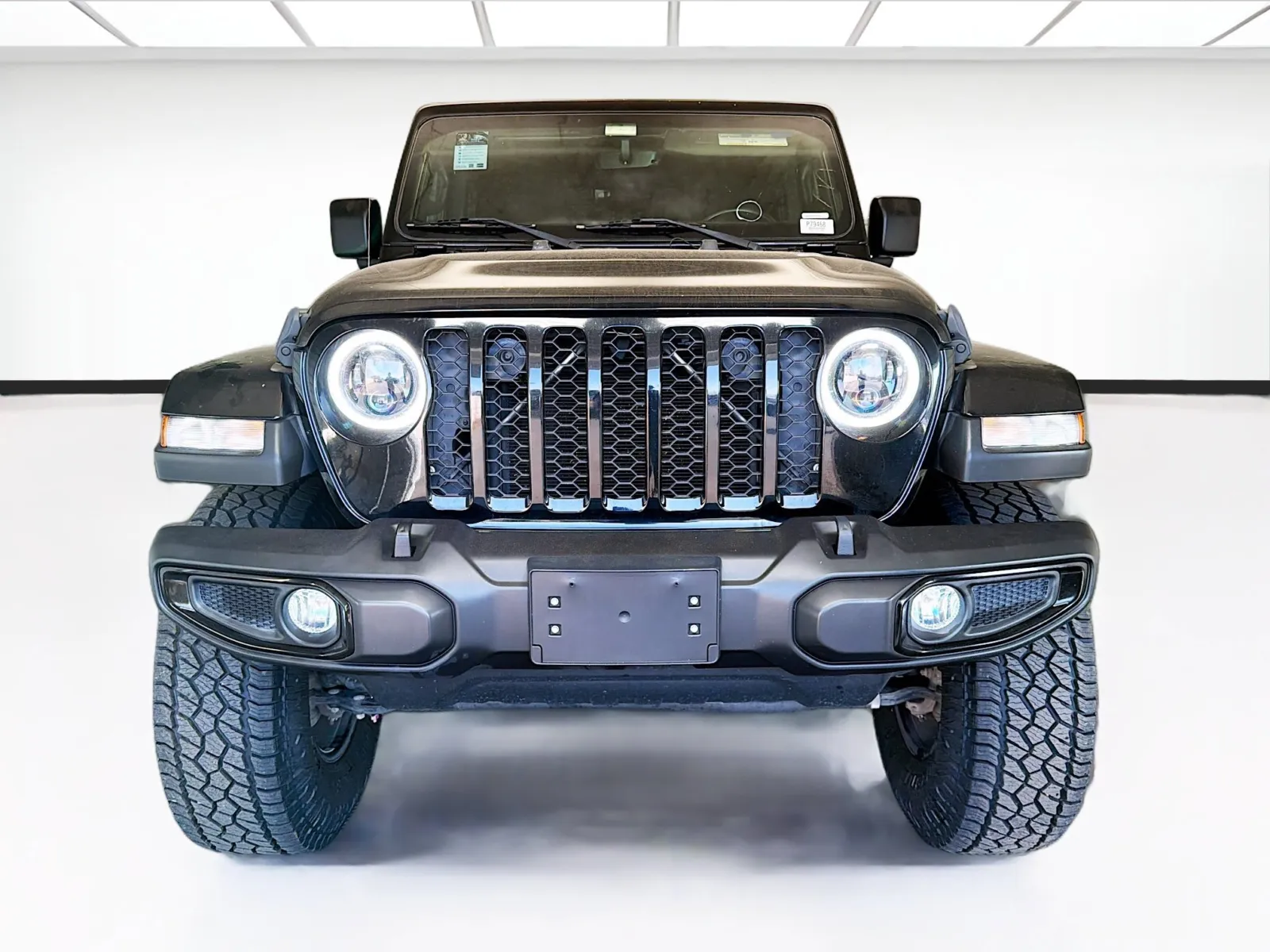 Jeep Gladiator photo 2