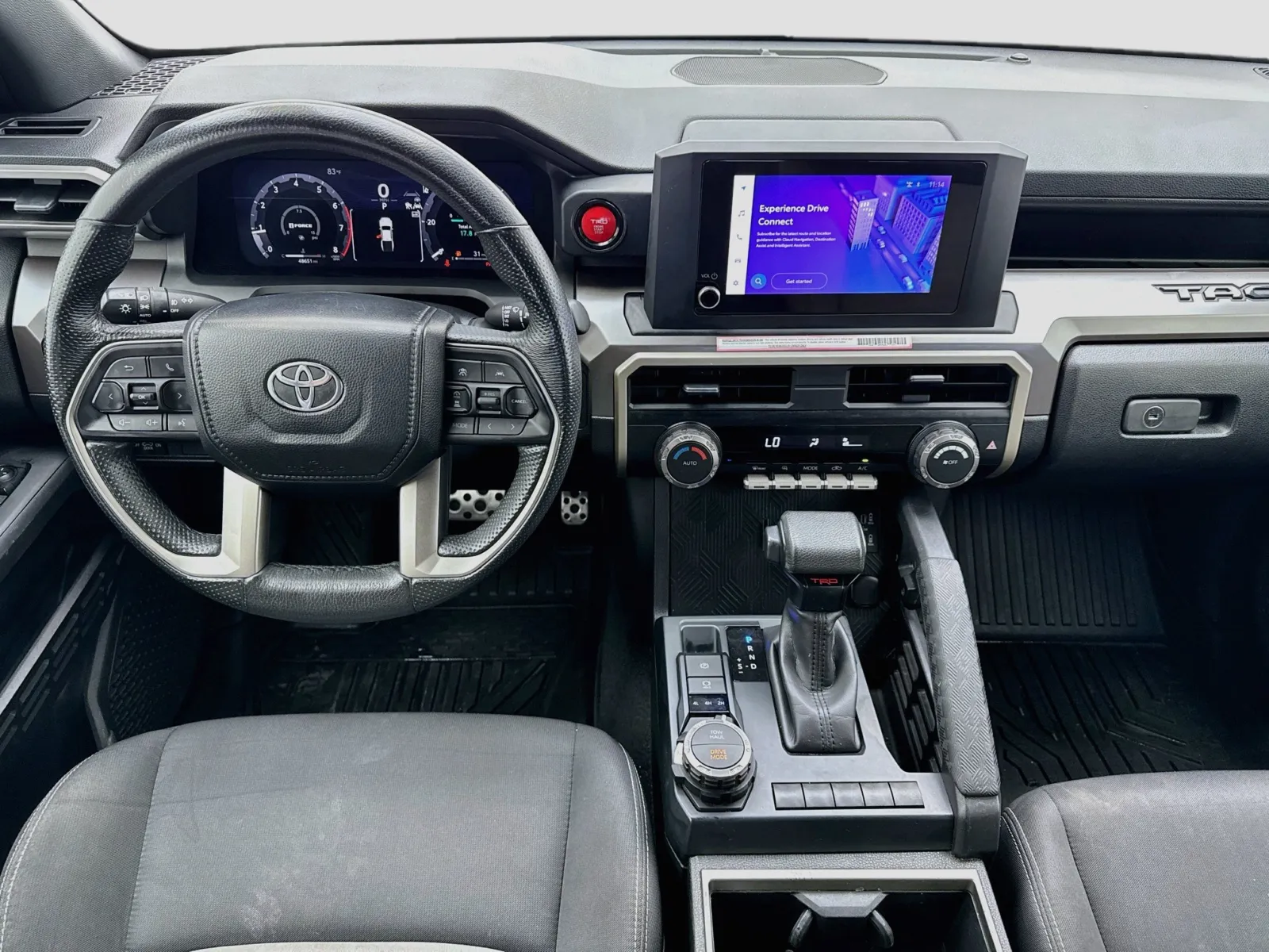 Toyota Tacoma photo 14