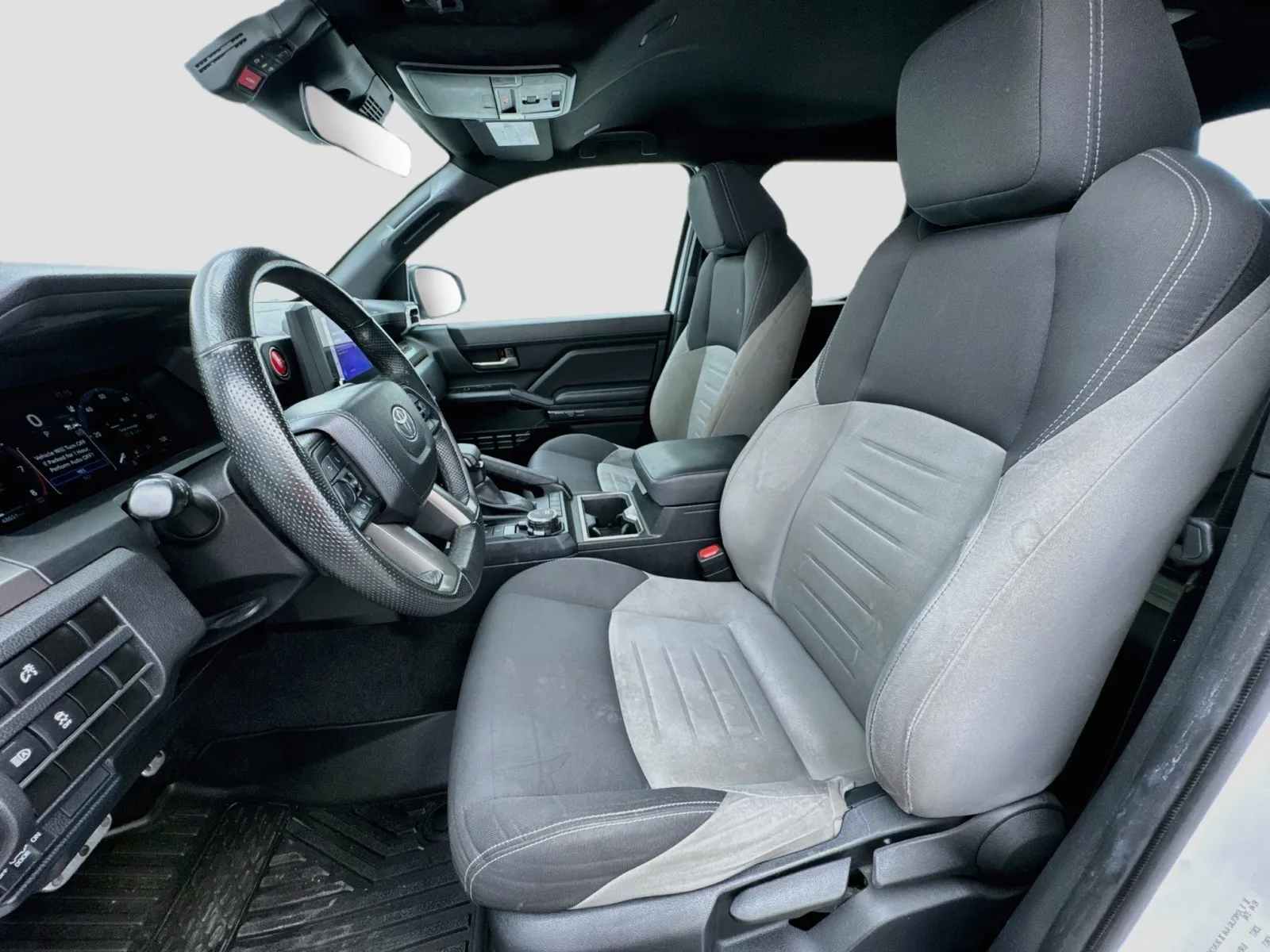 Toyota Tacoma photo 13