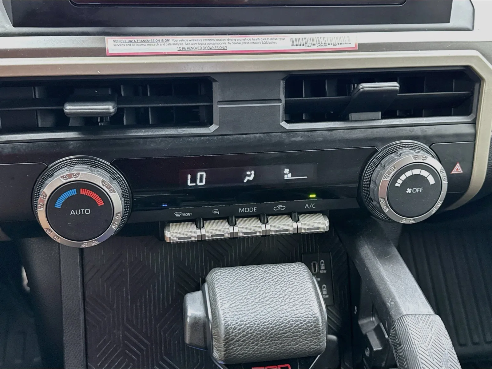 Toyota Tacoma photo 12