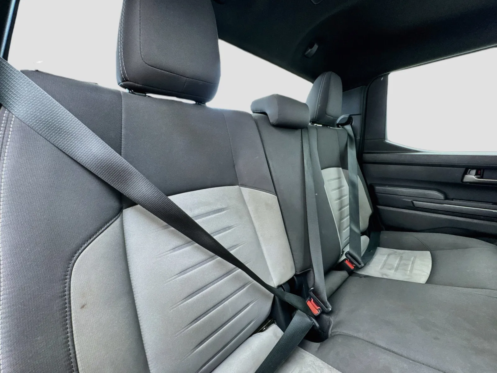 Toyota Tacoma photo 17