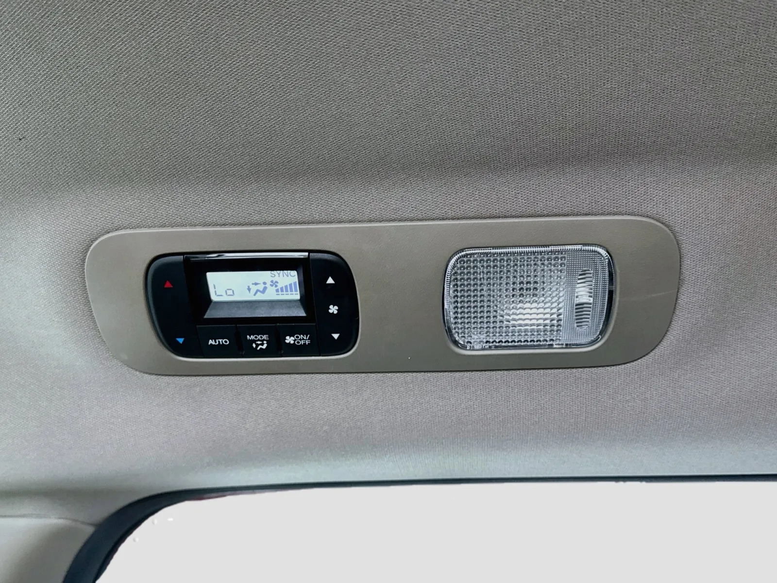 Honda Odyssey photo 18