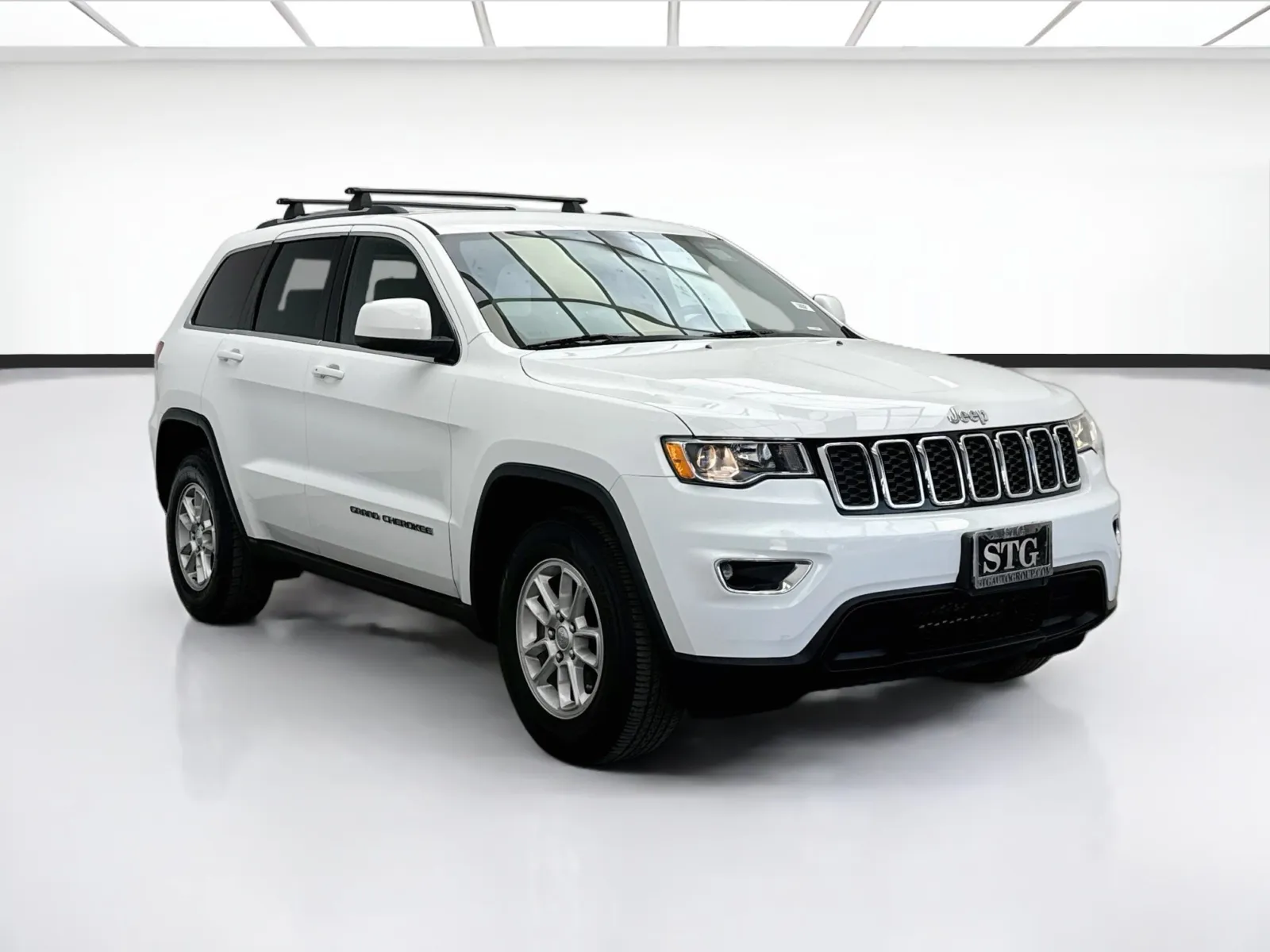 Jeep Grand Cherokee photo 3