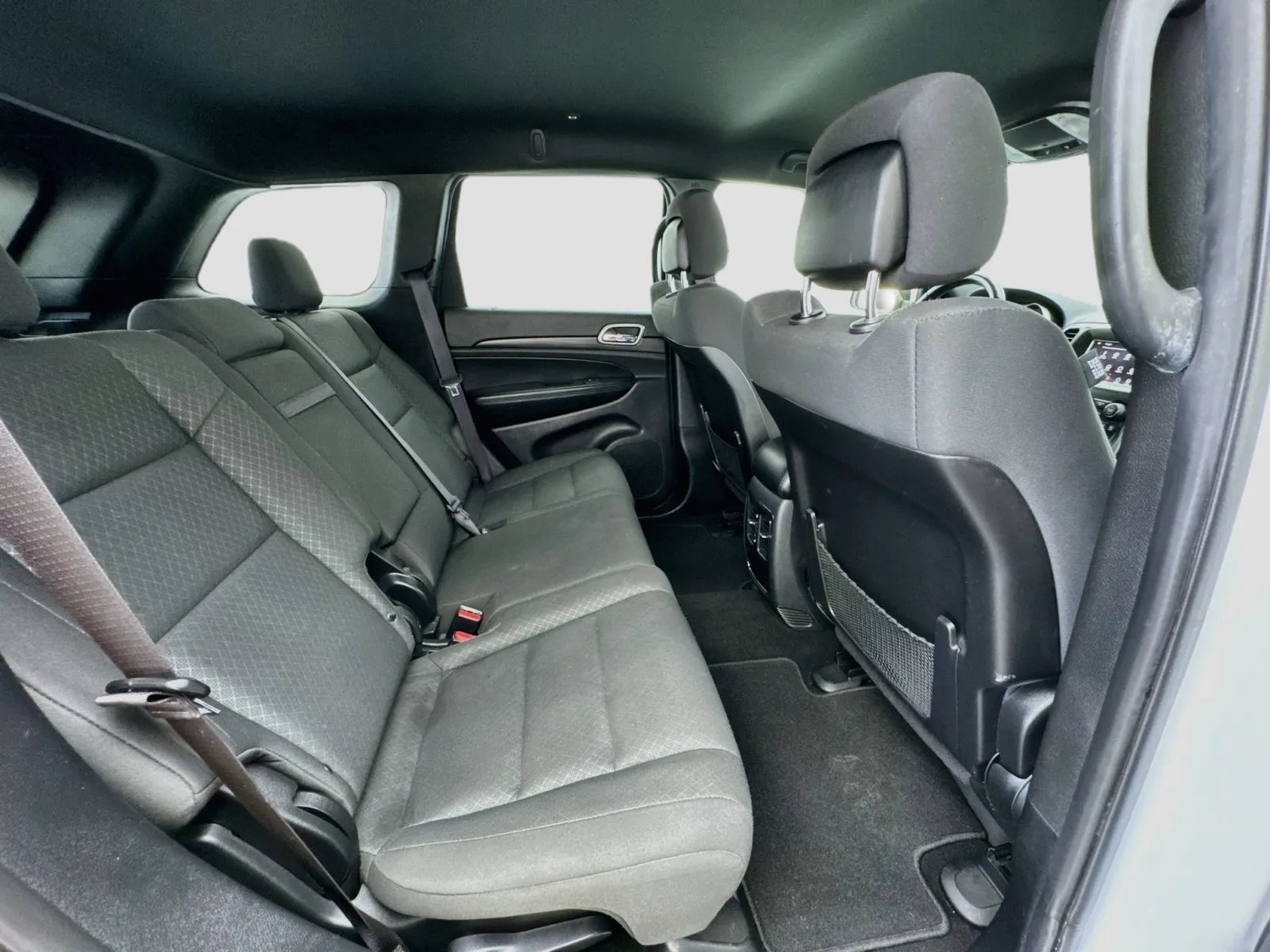 Jeep Grand Cherokee photo 18