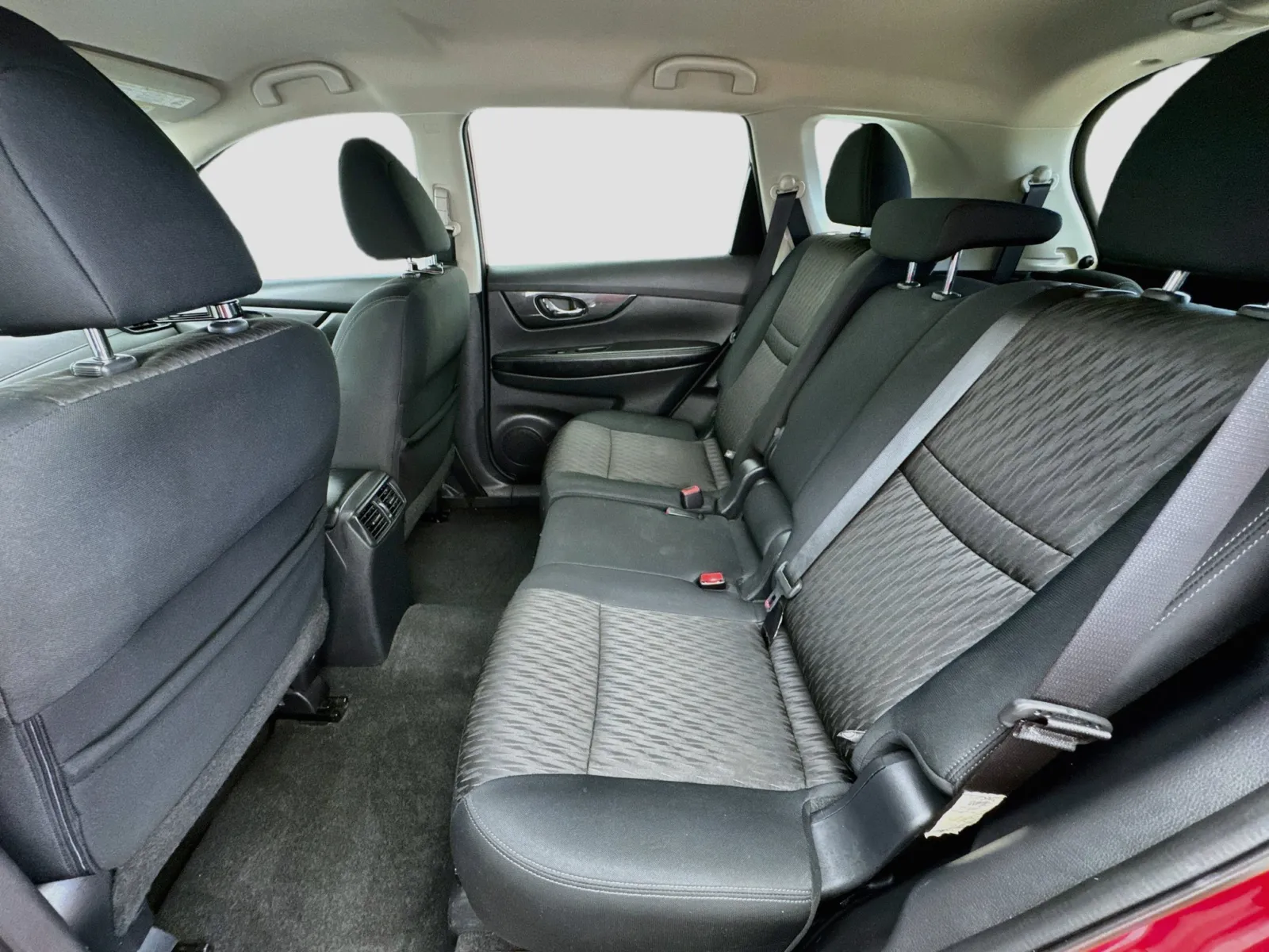 Nissan Rogue photo 15