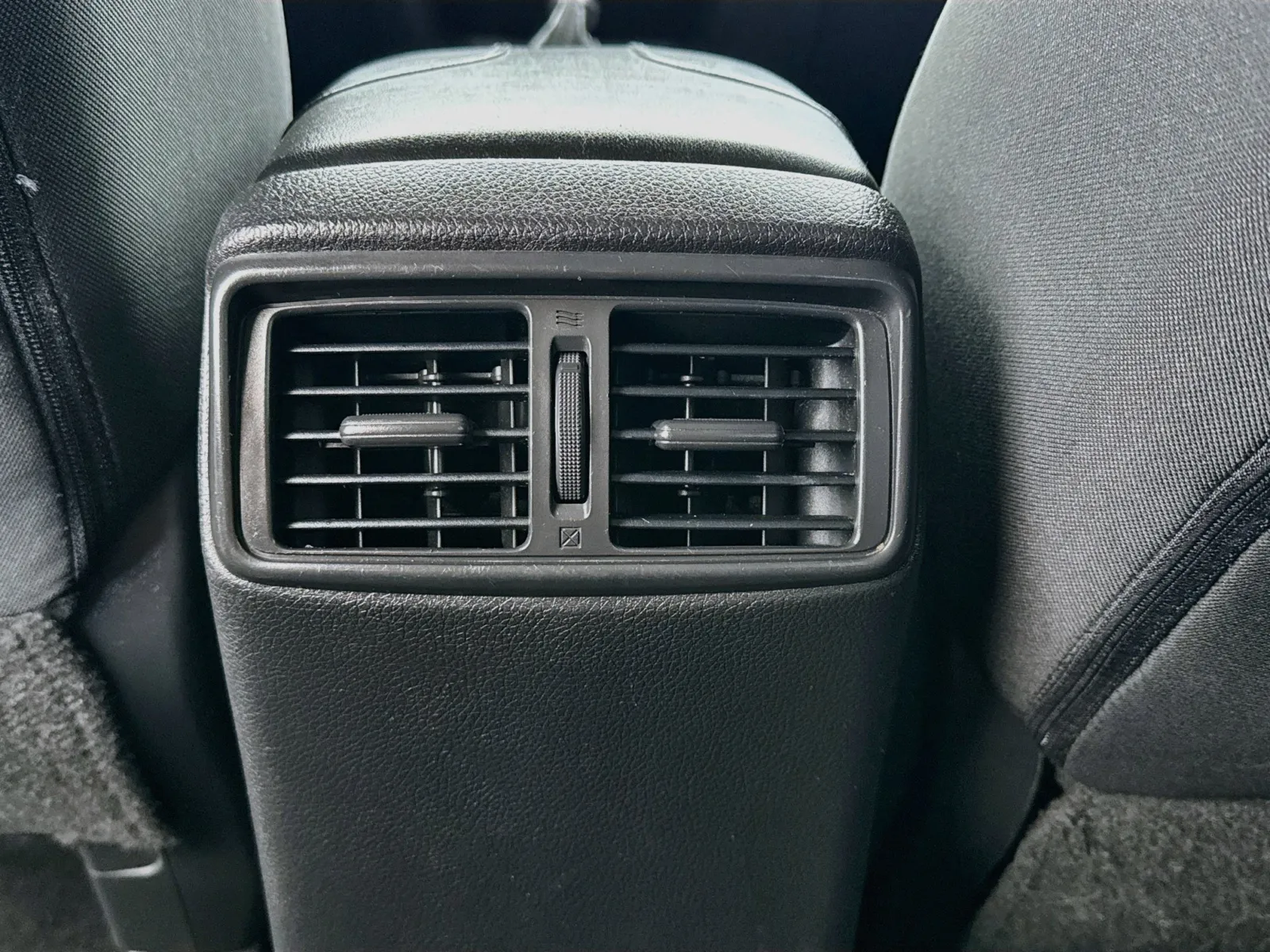 Nissan Rogue photo 16