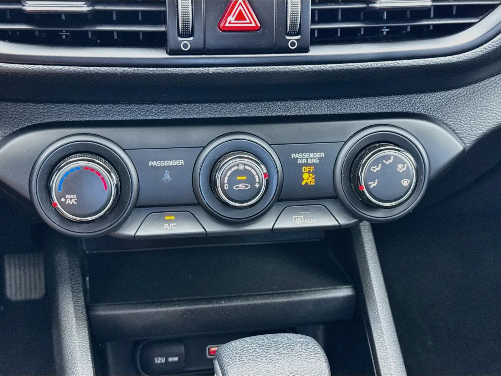 Kia Forte photo 12