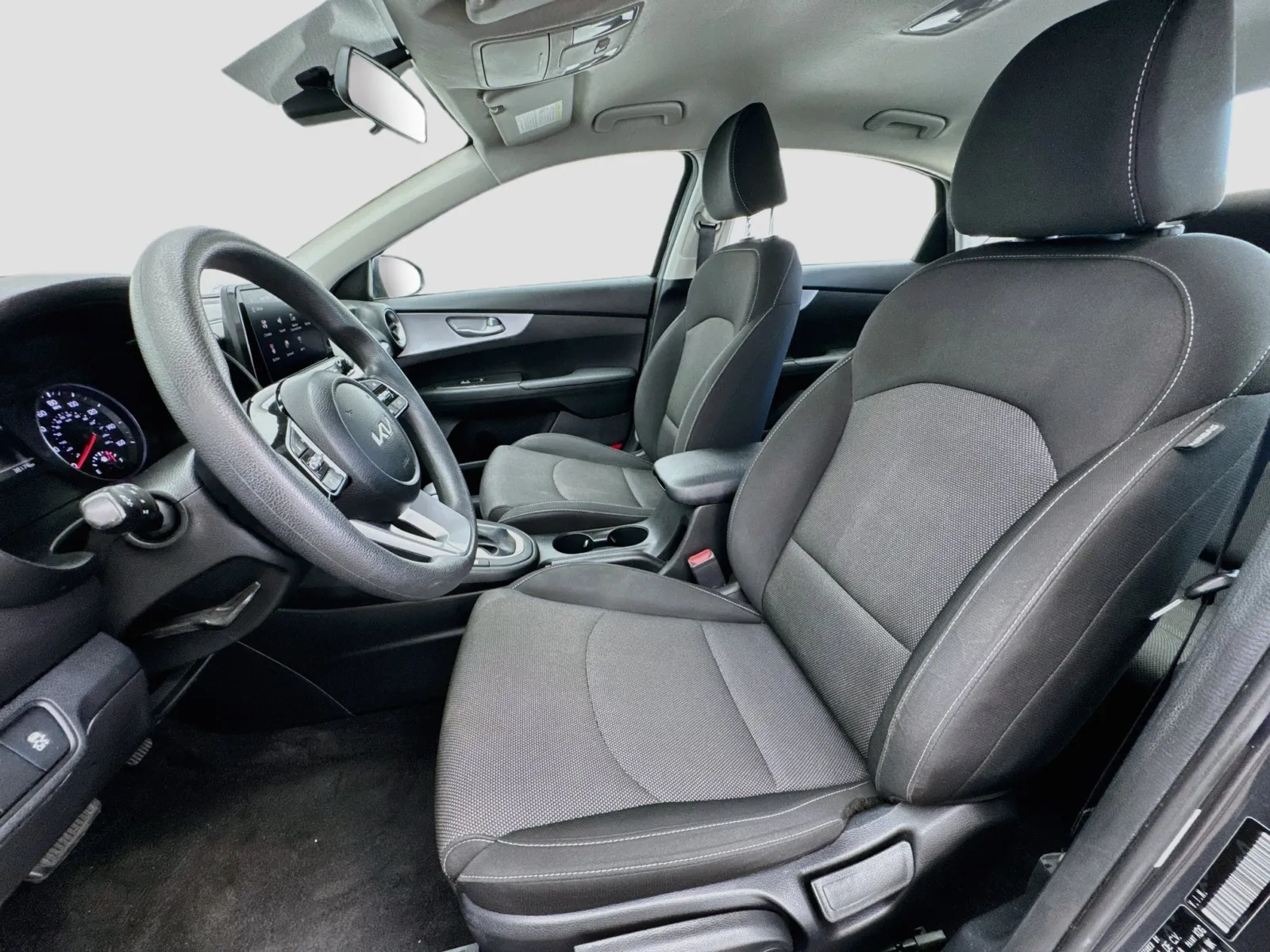 Kia Forte photo 13