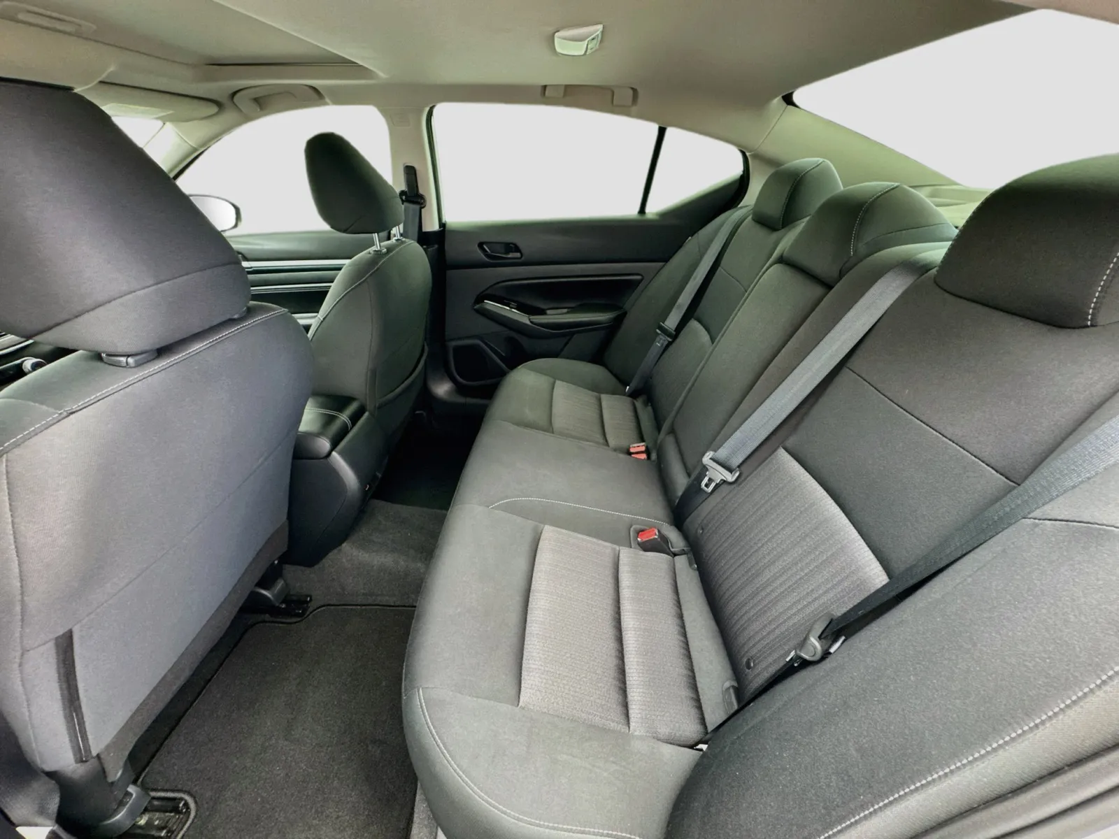 Nissan Altima photo 16