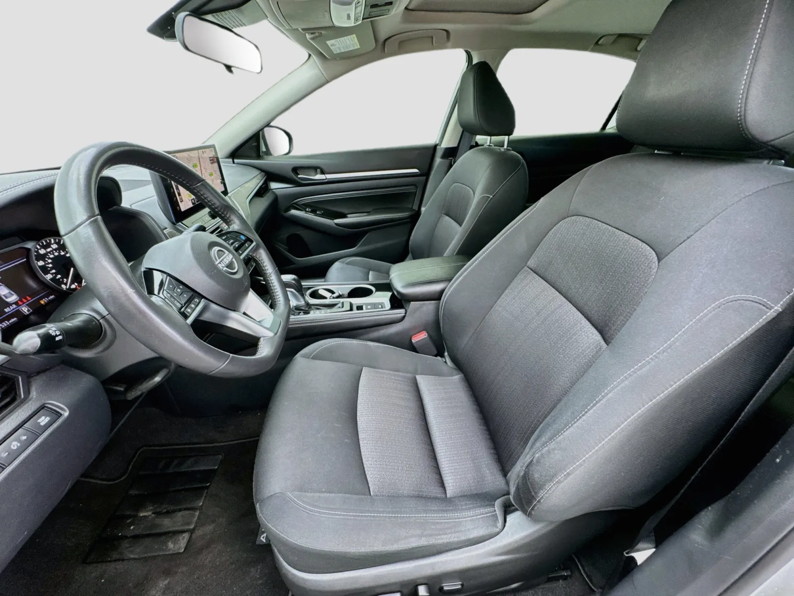 Nissan Altima photo 13