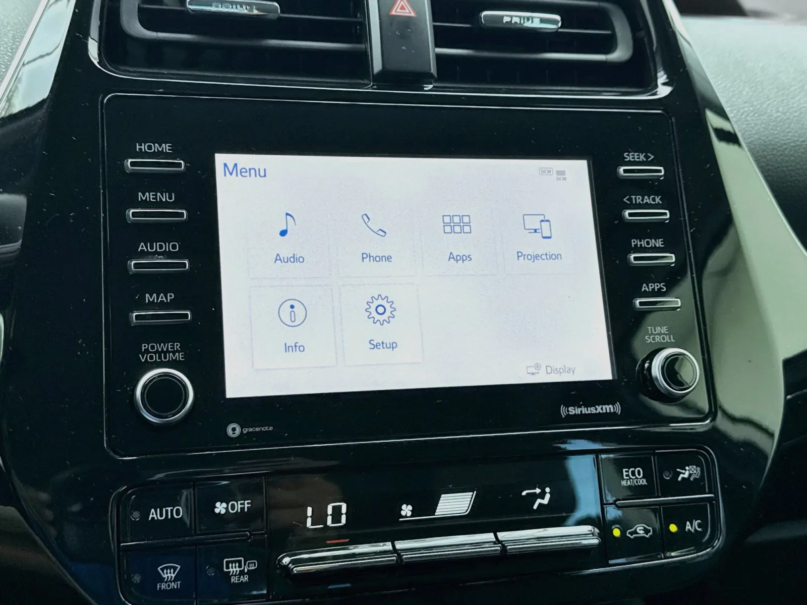 Toyota Prius photo 9