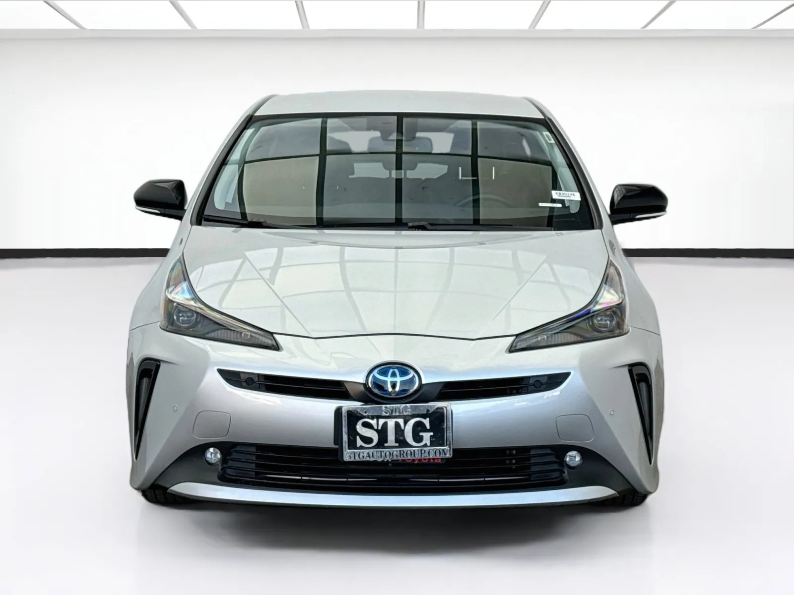 Toyota Prius photo 2