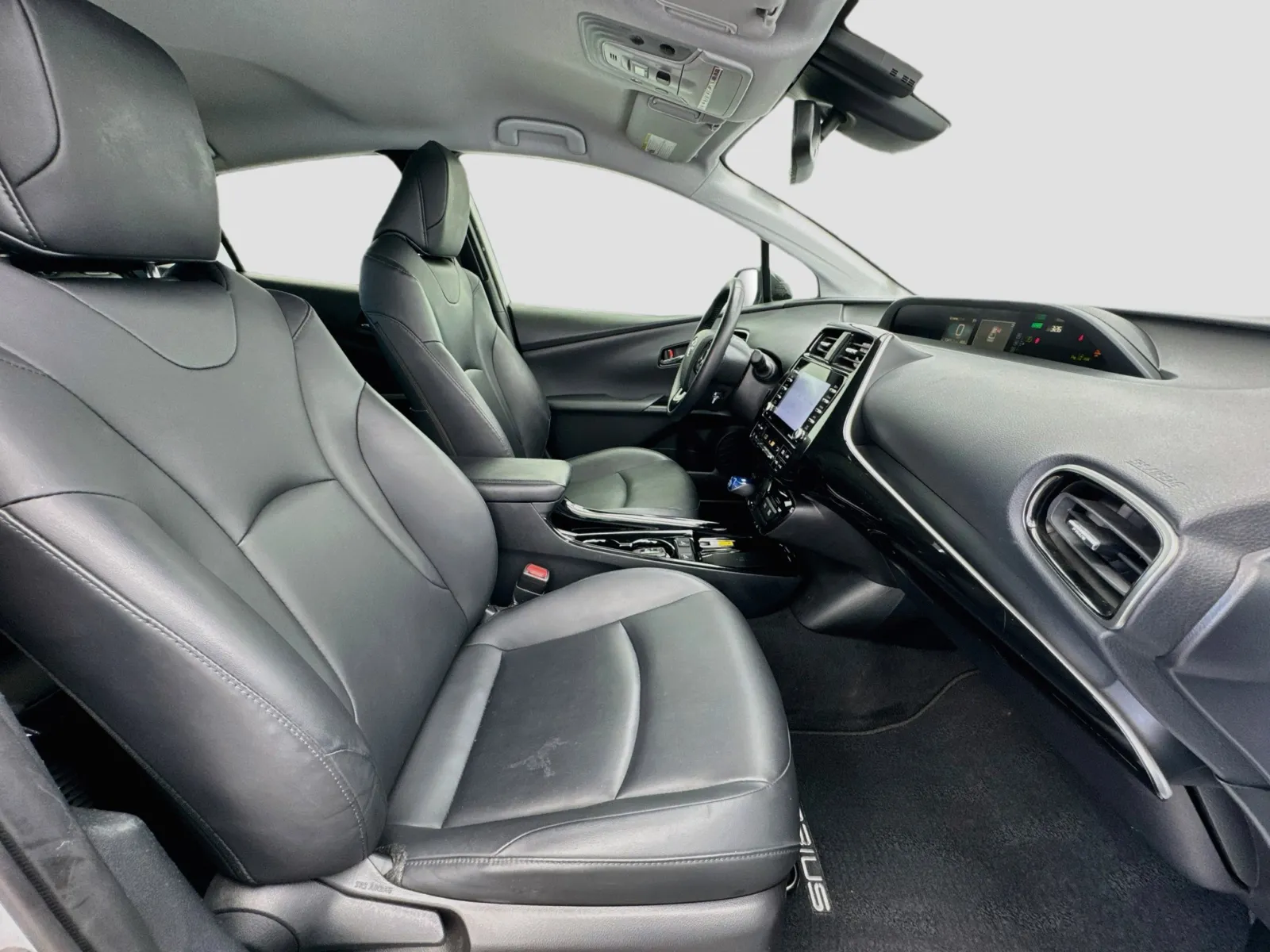 Toyota Prius photo 18