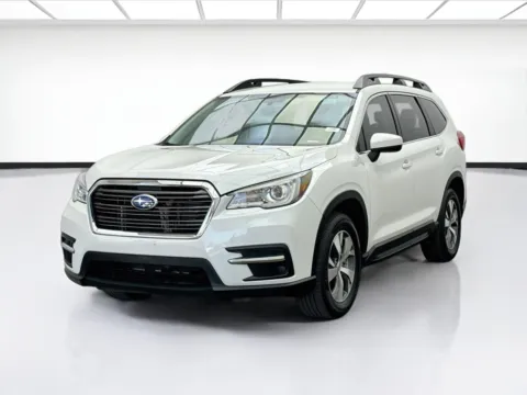White 2022 Subaru Ascent Premium for sale in Bellflower, CA