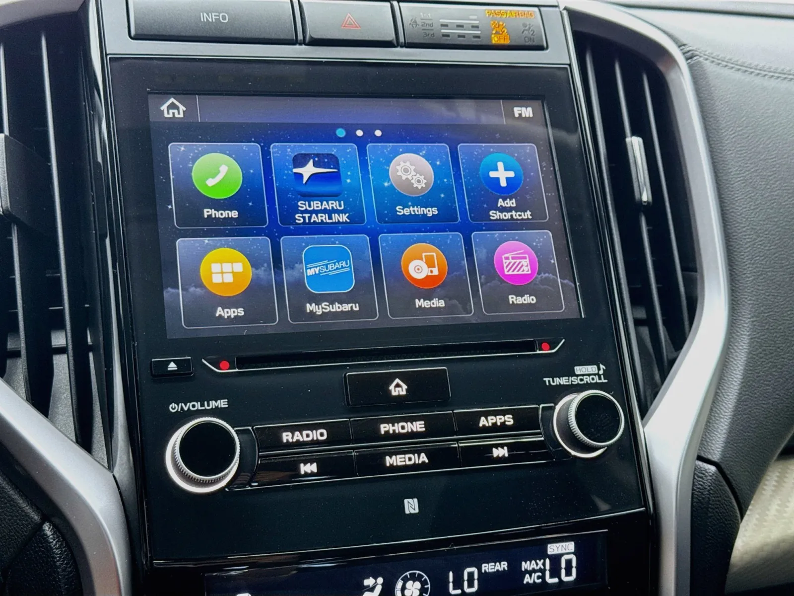 Subaru Ascent photo 9