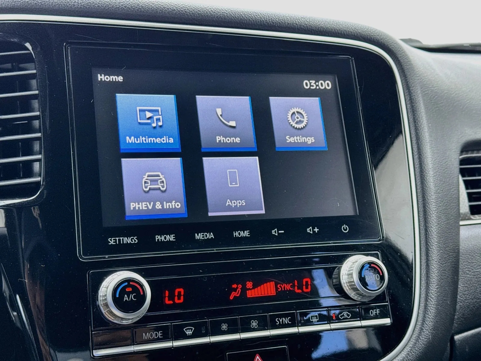 Mitsubishi Outlander photo 9