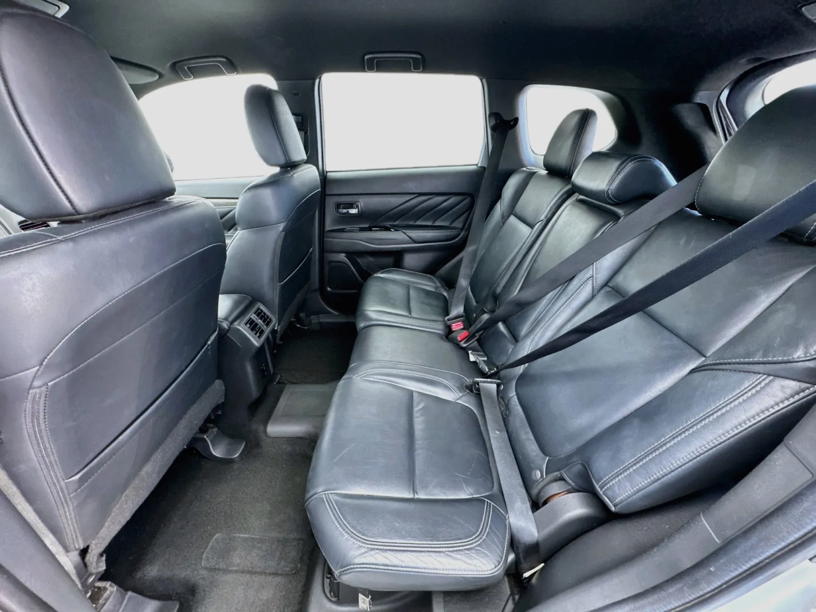 Mitsubishi Outlander photo 15