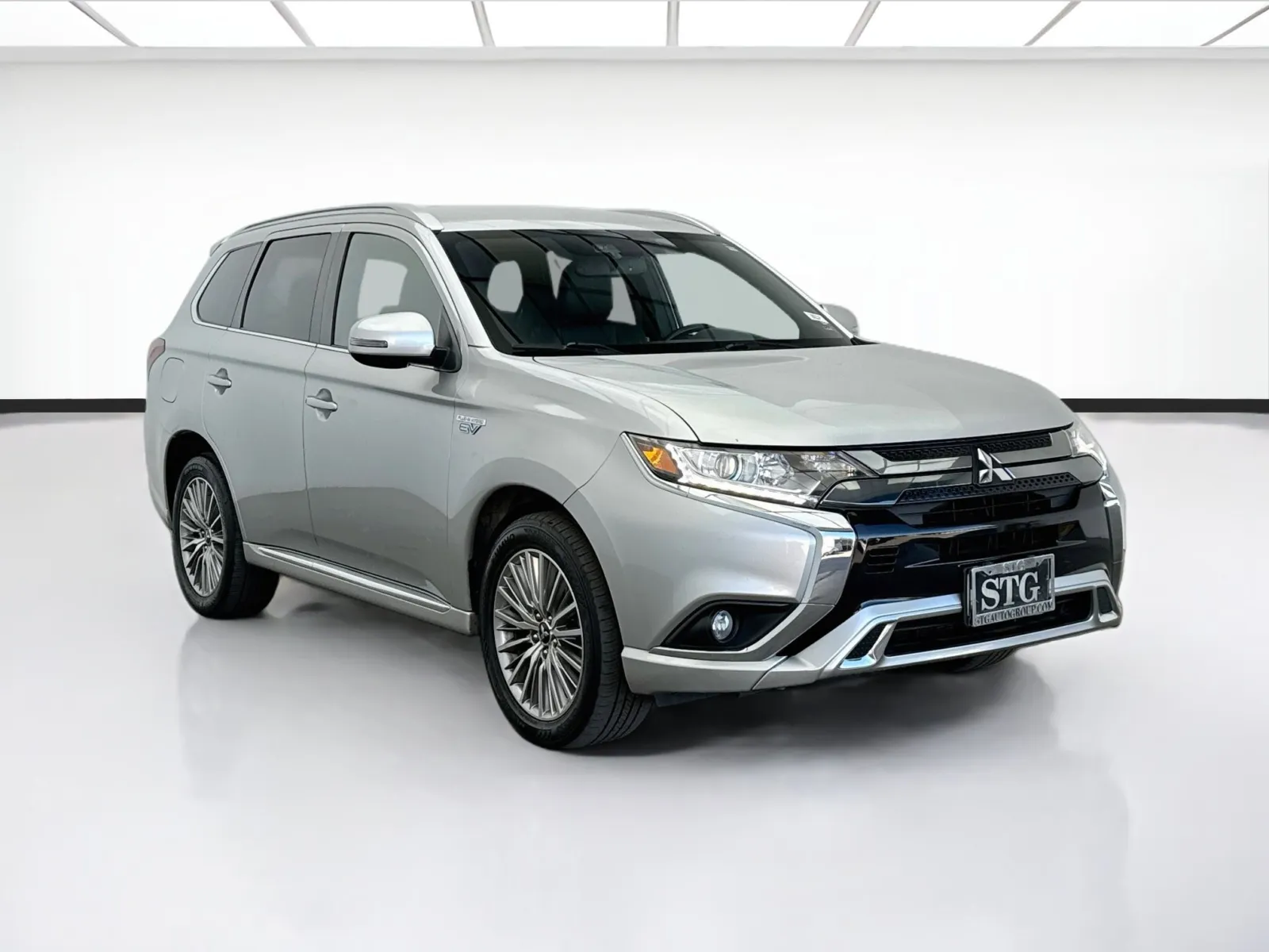 Mitsubishi Outlander photo 3