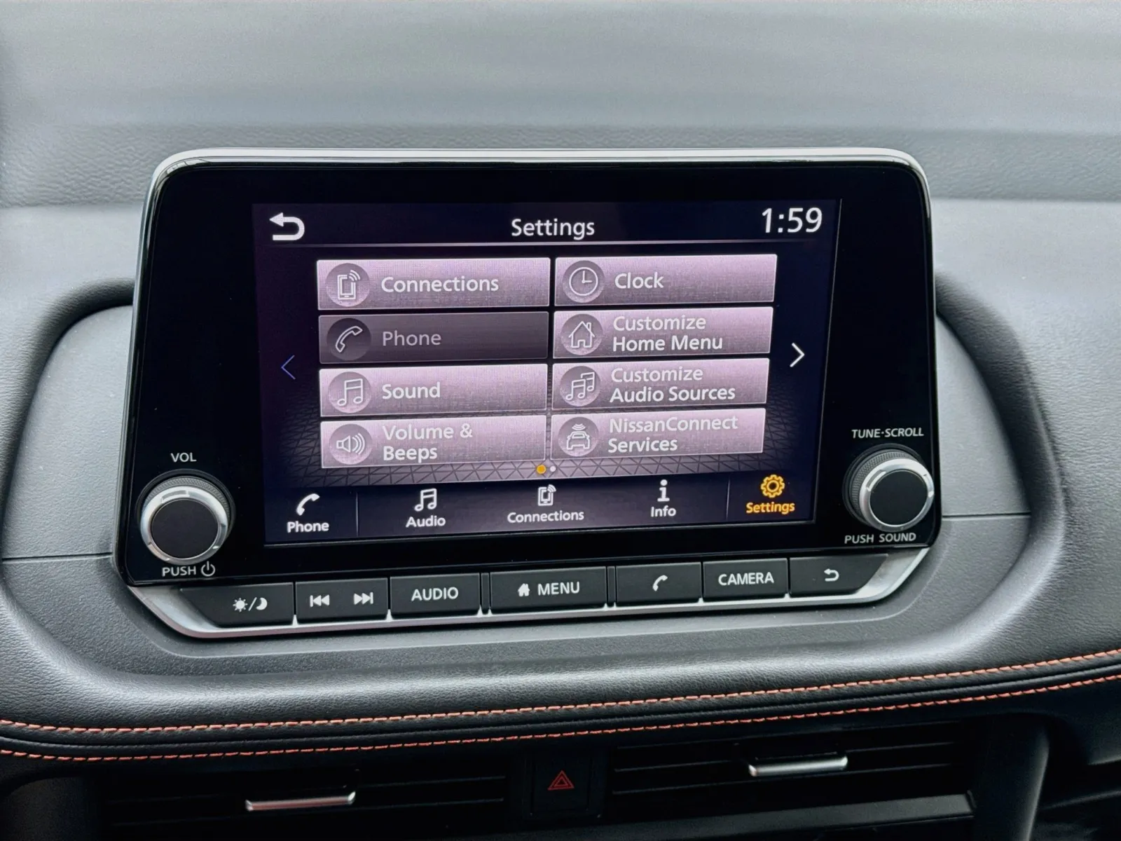 Nissan Rogue photo 9