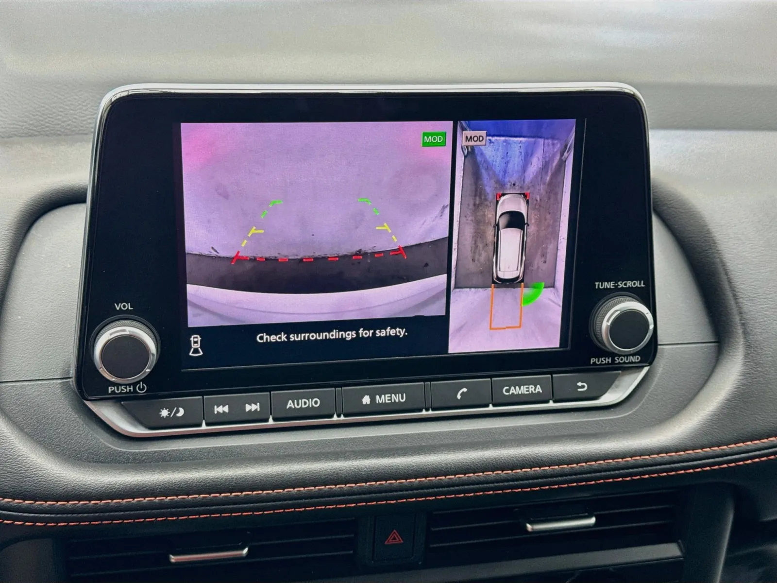 Nissan Rogue photo 10