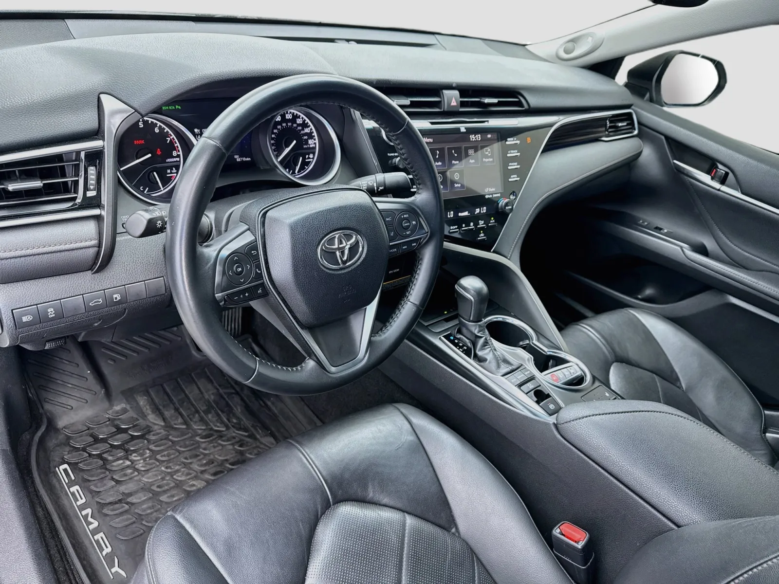 Toyota Camry photo 7