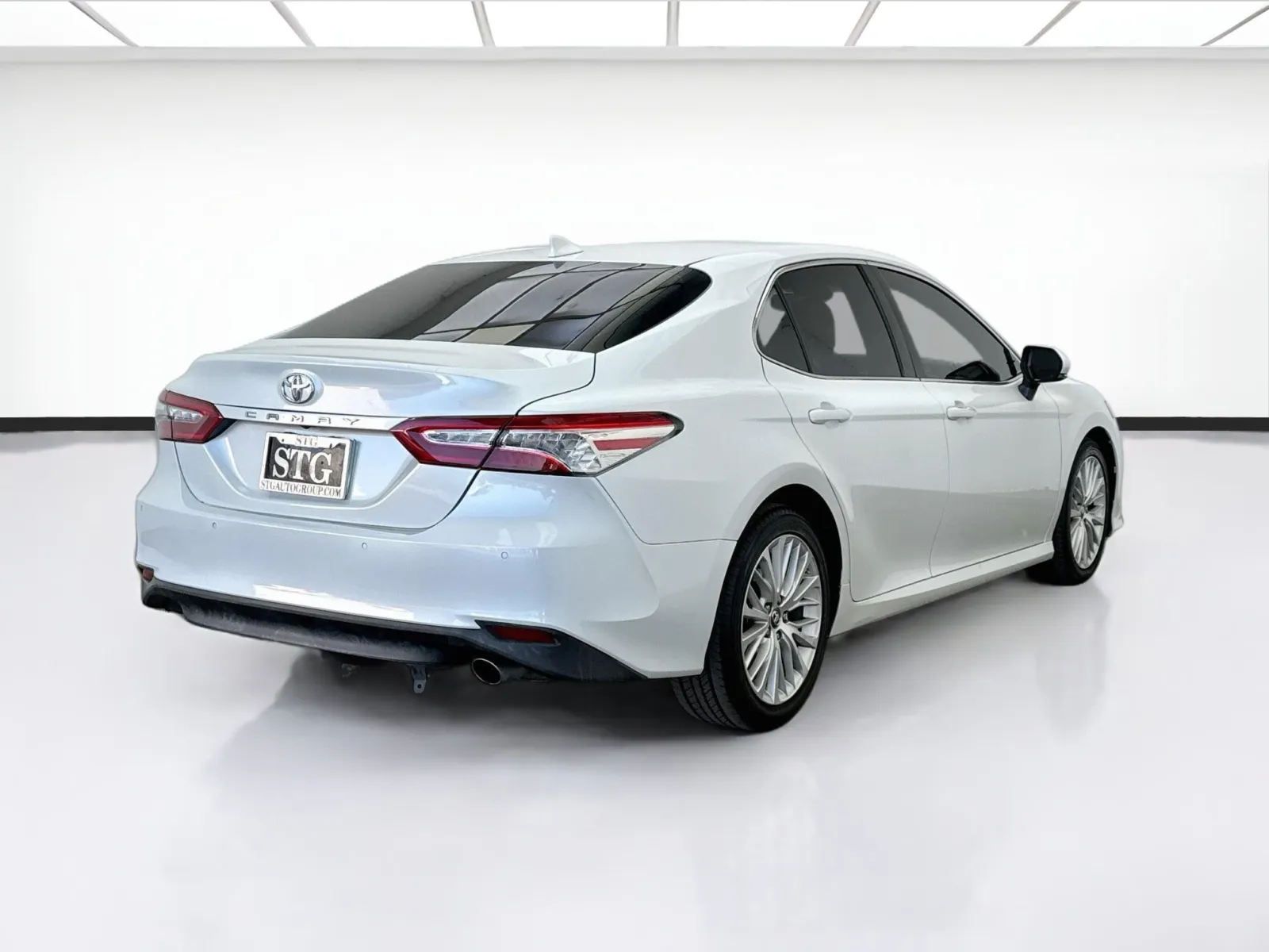 Toyota Camry photo 4