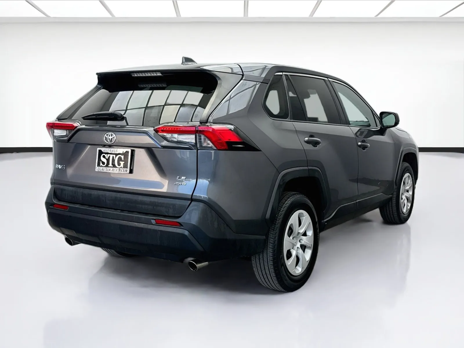 Toyota RAV4 photo 4