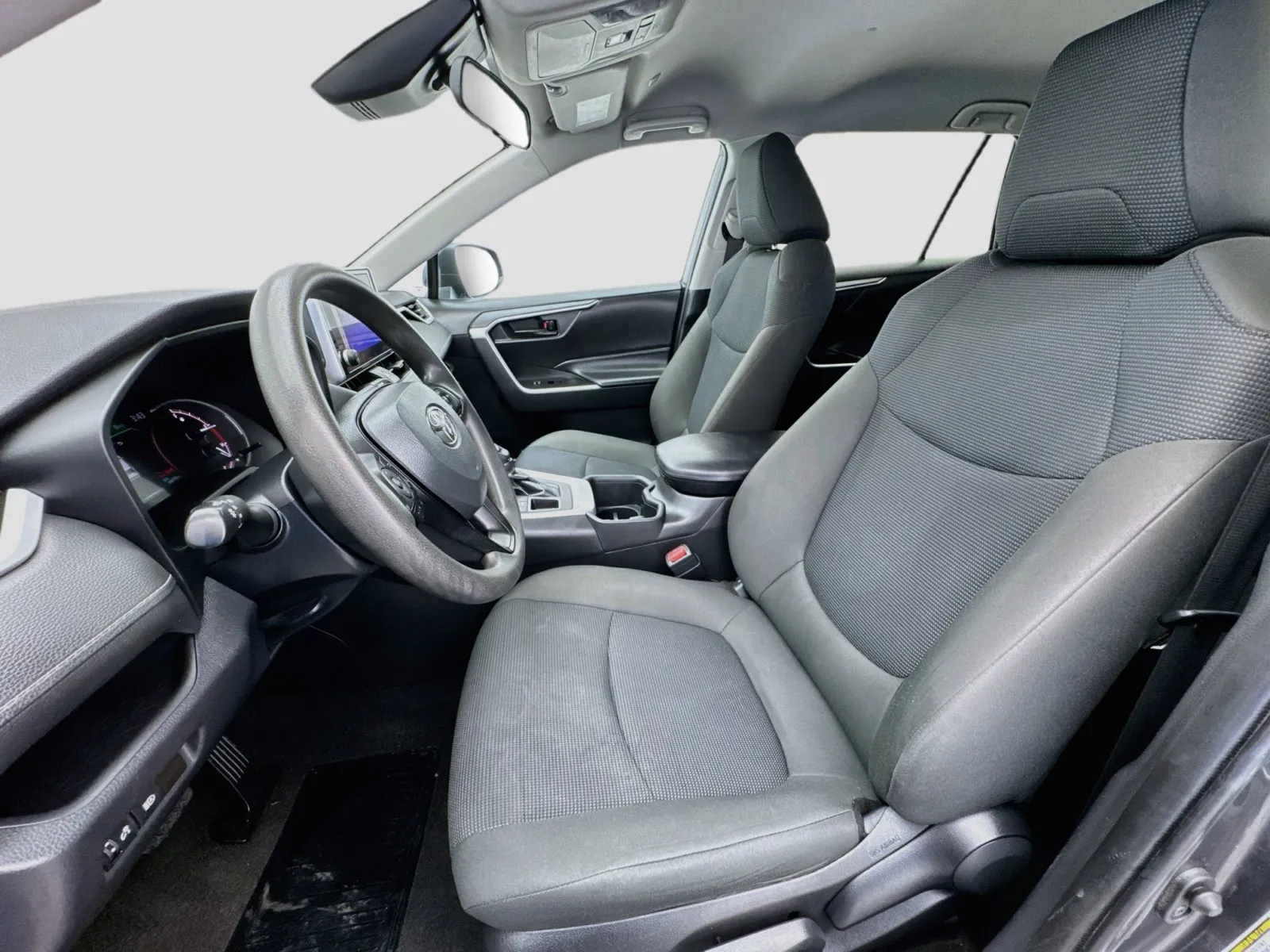 Toyota RAV4 photo 13