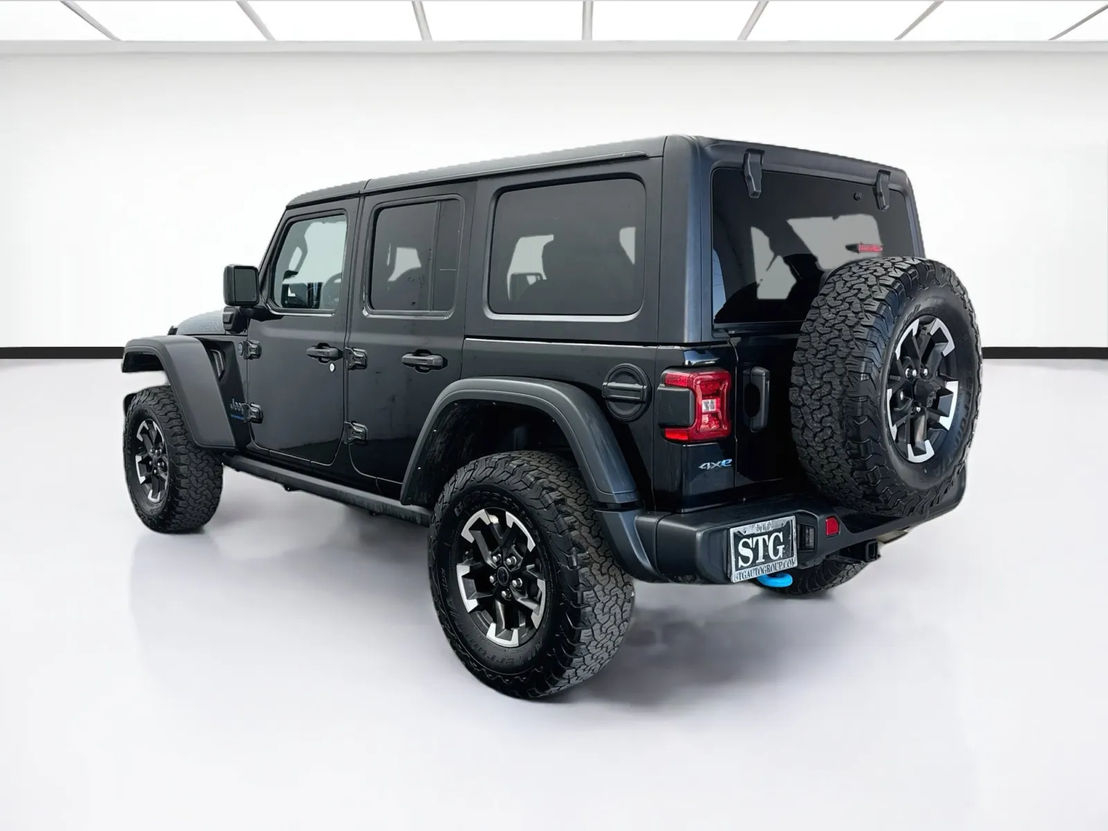 Jeep Wrangler photo 6