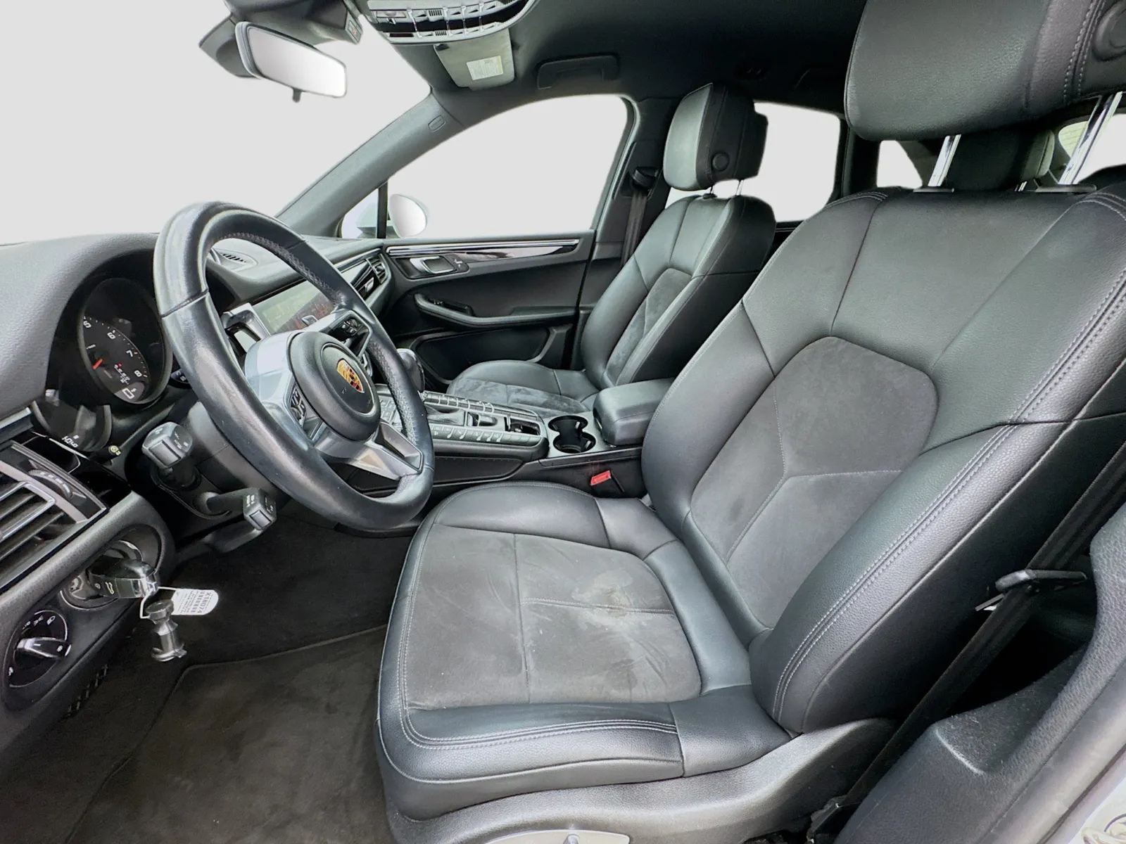 Porsche Macan photo 13